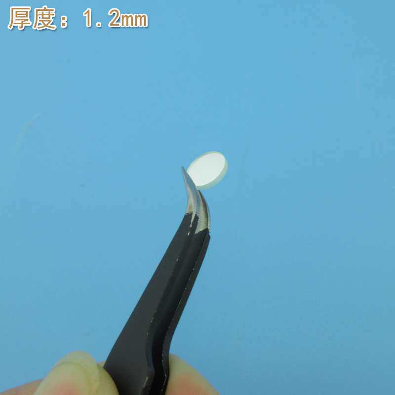 进口玻璃镀膜通光镜片峰值透射率85%以上 760nm-850nm通过滤光片