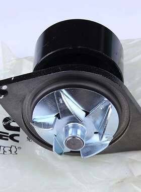 燃油泵水泵A3960342 4935793 C4935793康明斯发动机零件 6BT