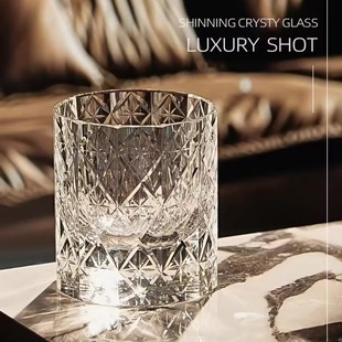 轻奢高级感精致水晶玻璃洋酒杯啤酒杯子酒吧高级感创意威士忌酒杯