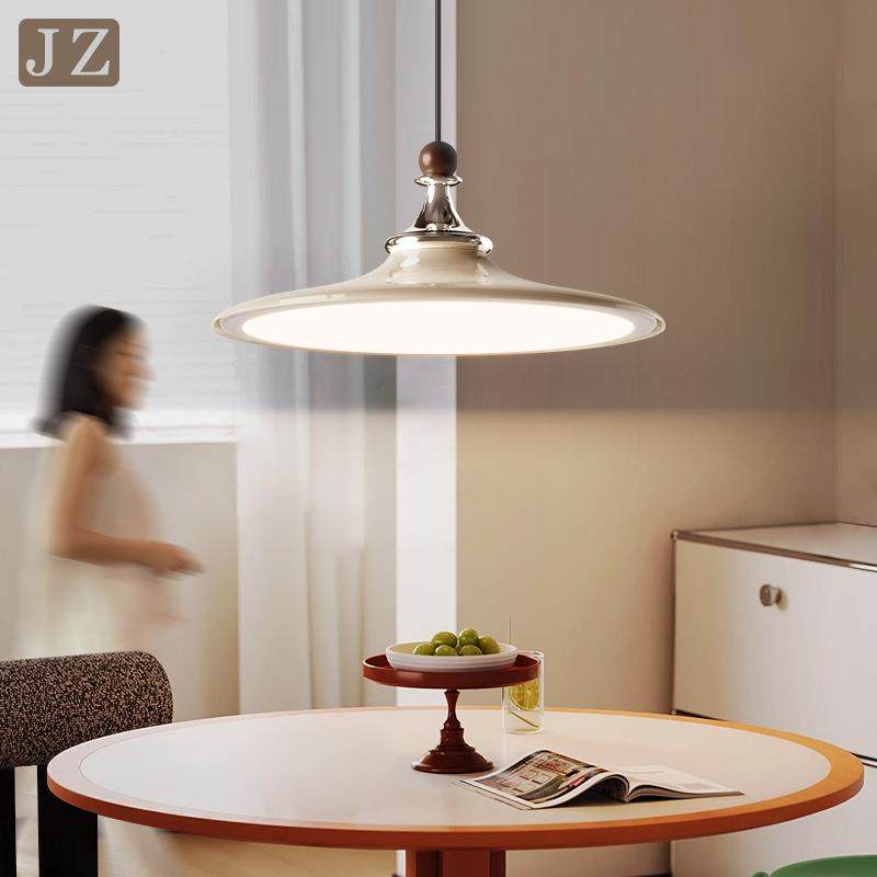 法式奶油风餐厅吊灯2025年新款中古餐桌灯艺术创意氛围感灯具