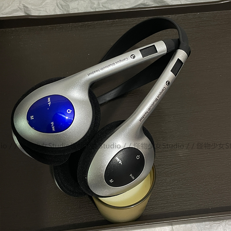 ins博主复古头戴式无线蓝w牙耳机便携式网红同款女生学生耳机装饰