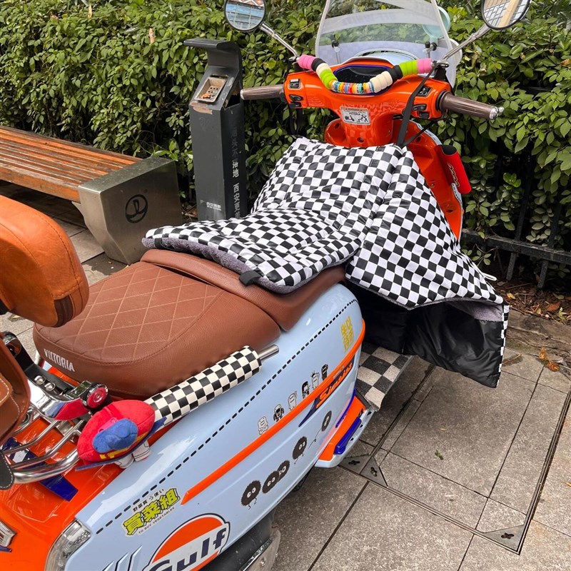 电动车挡风被冬季加绒加厚格子黑白格亲子J双面防水防寒2024新款