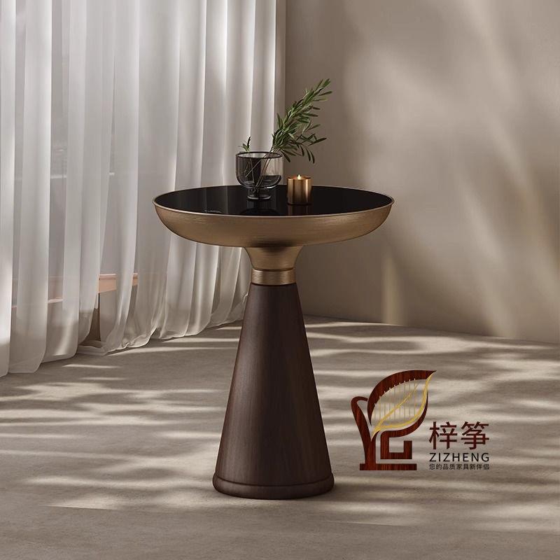 现代轻奢网红沙发边几钢化玻璃设计师角几阳台实木洽谈小圆桌简约