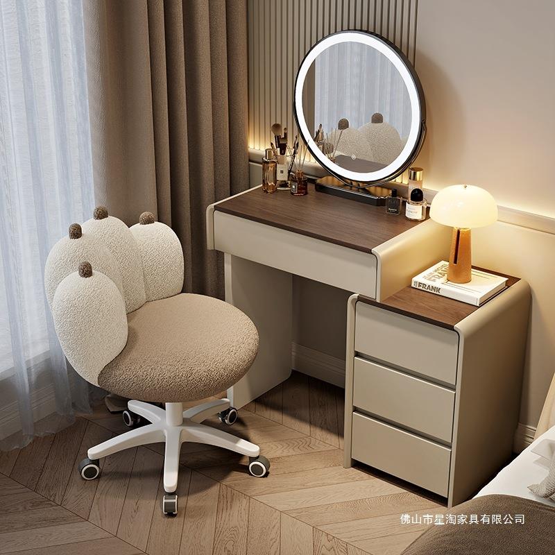 2025新款化妆桌实木梳妆台斗柜一体卧室奶油复古风小户型简约现代