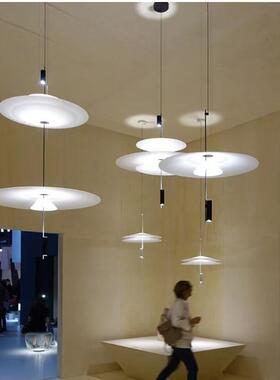 飞碟餐厅吊灯现代简约客厅餐桌书房别墅吧台亚克力led火烈鸟吊灯