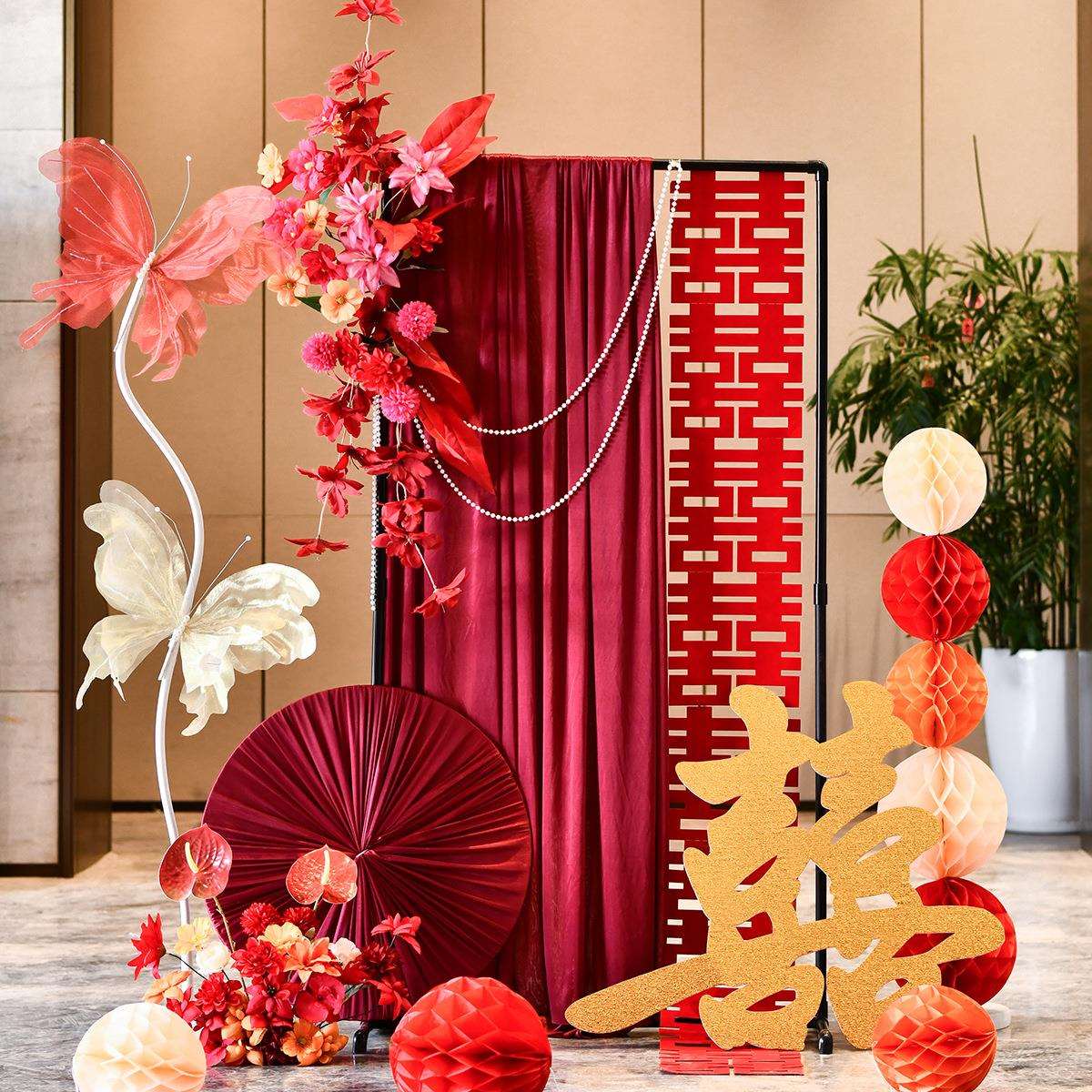 结婚布置婚房装饰套装婚礼装扮新房喜字中式布艺圆盘迎宾牌指示