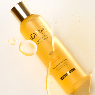 深层补水滋润肌肤 黛尔珀白松露维他焕彩爽肤水 180ml Alba