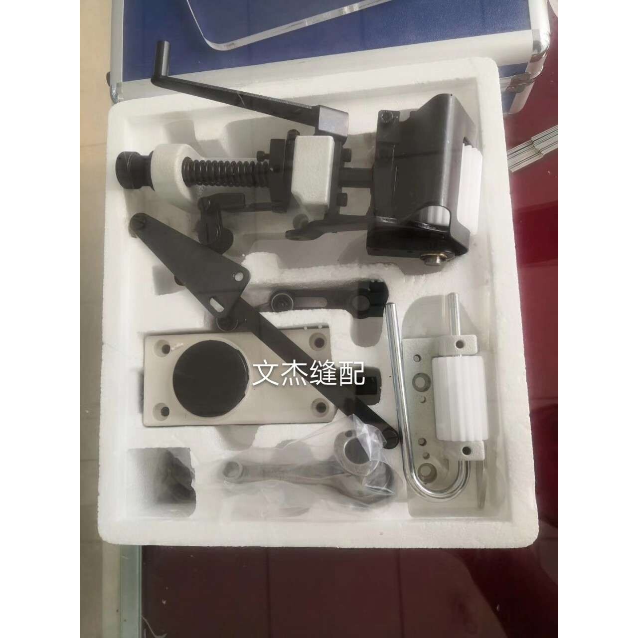 飞马W600 W500绷缝机后拖轮装置 冚车 坎车拖轮