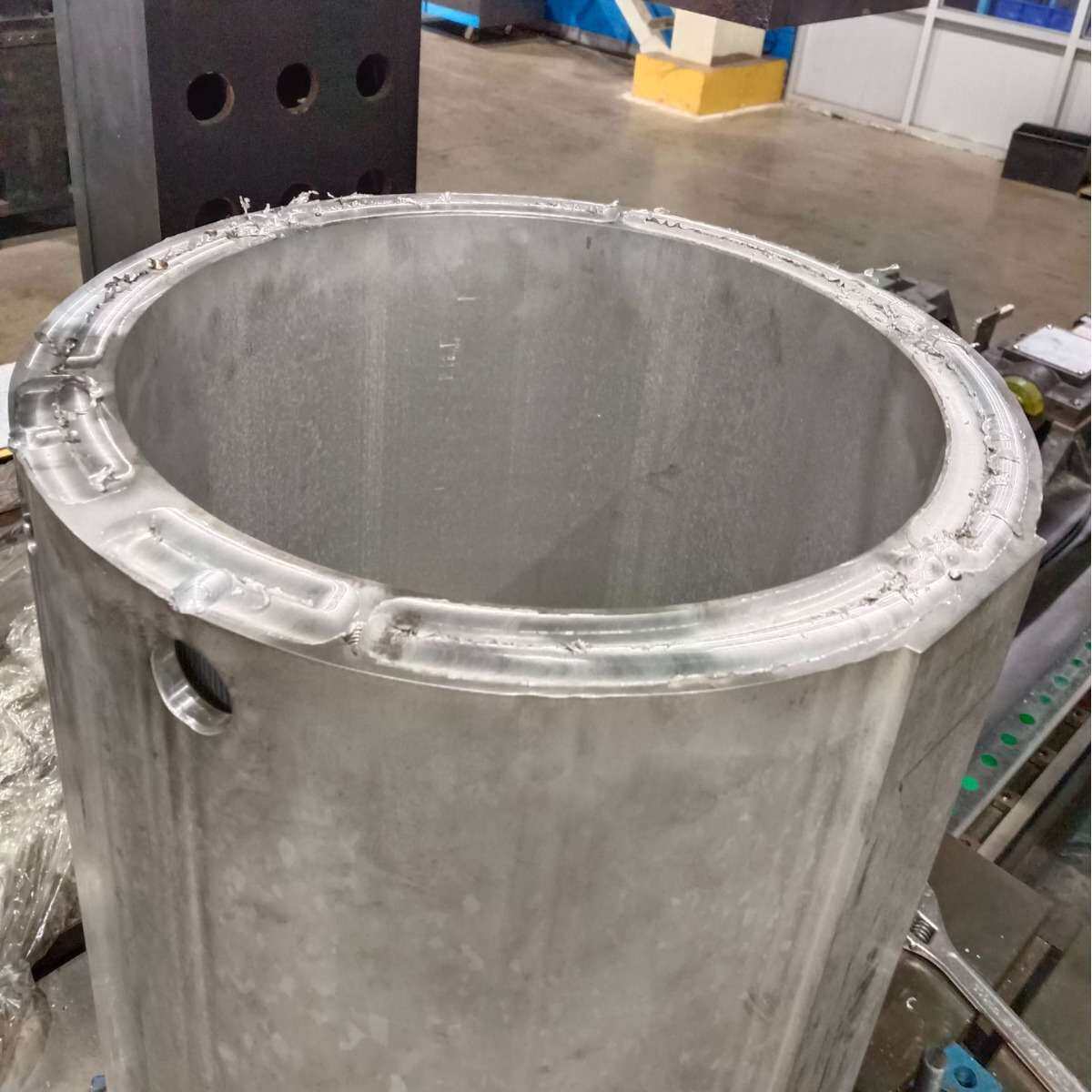 大型铝合金电机外壳体摩擦焊 重型卡车牵引车搅拌摩擦焊设备加工