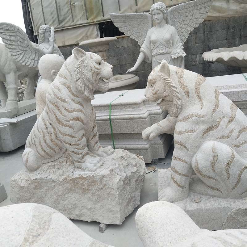 石雕老虎 景点园林草坪景观十二生肖石老虎摆件 花岗岩上山虎现货