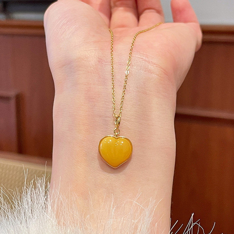 琳琯瑛天然鸡油黄蜜蜡桃心锁骨链