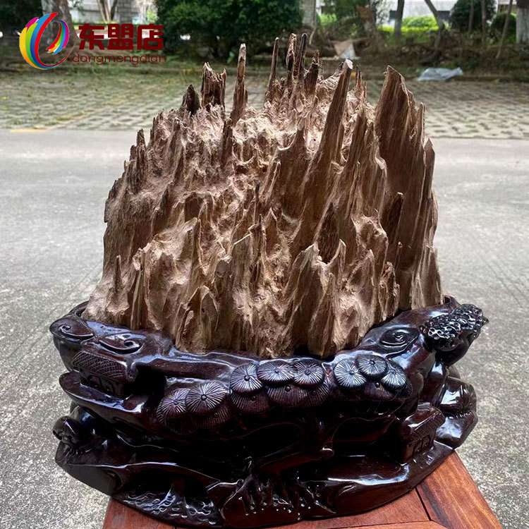 越南富森红土沉香原料摆件天橪野料香木山水造型居家整料摆件