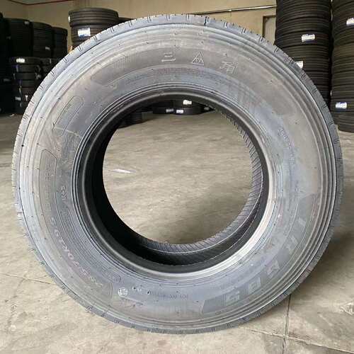 三角285/70R19.5全钢真空轮胎 295/60R22.5校车轮胎TR685花纹18PR