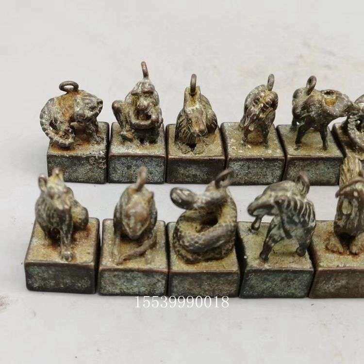 古玩收藏工艺品仿古做旧纯铜十二生肖印章摆件 家居金属装饰品