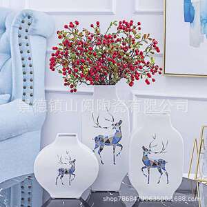 北欧手绘小鹿花瓶陶瓷现代简约客厅餐桌干花插花器卧室装饰品摆件
