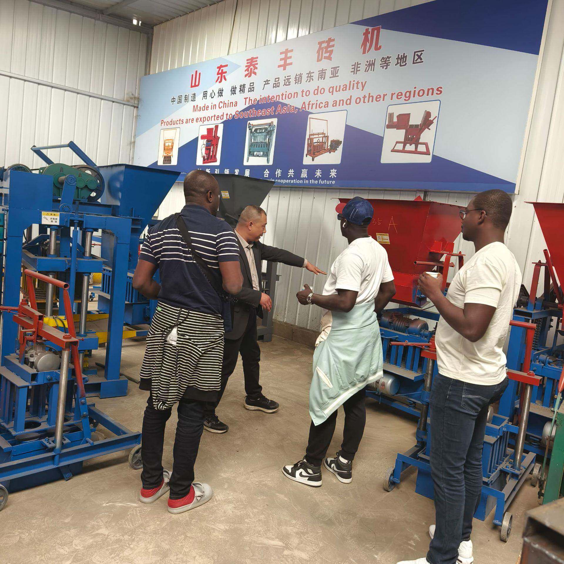 全自动免烧空心砖路沿石托板砖机河沙水泥混凝土制砖机黏土砖机