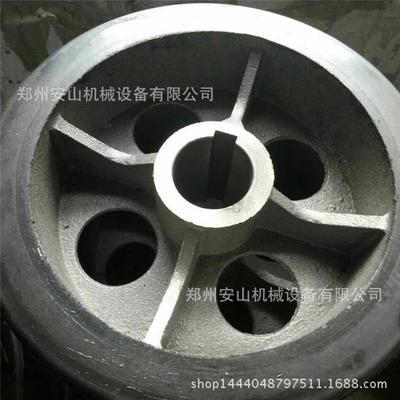 JZC350型水泥搅拌机配件摩擦胶轮 JSc500混凝土搅拌滚轮 400托轮