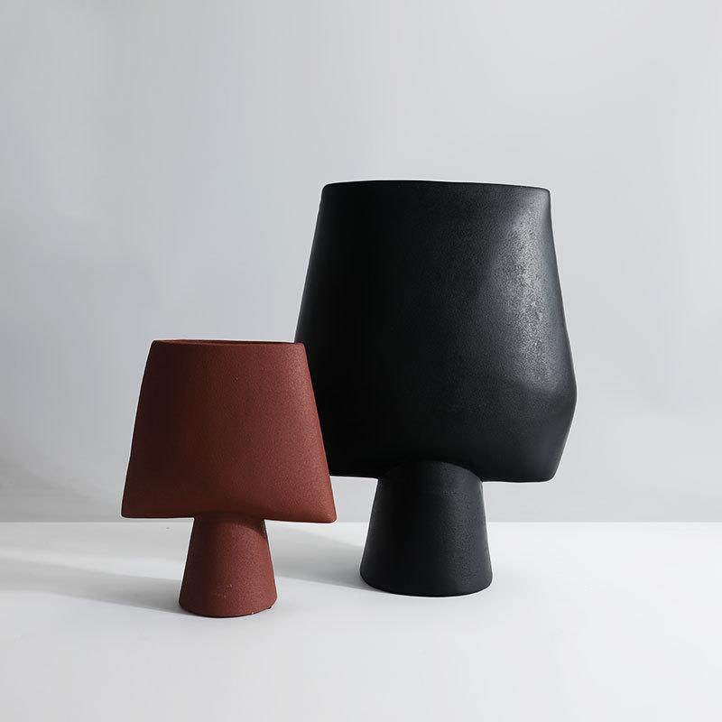 现代简约树脂扁形花器花瓶样板间民宿客厅餐厅桌面花插软装饰品