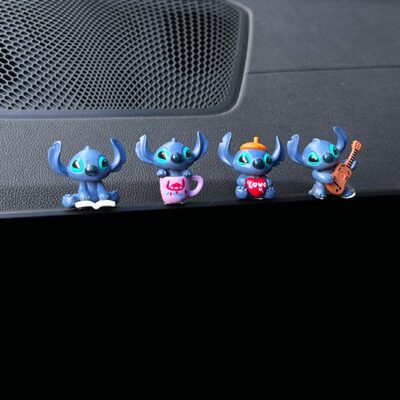 屏幕星际车内饰品摆件女宝贝小配件台中控创意汽车装饰史迪仔公仔