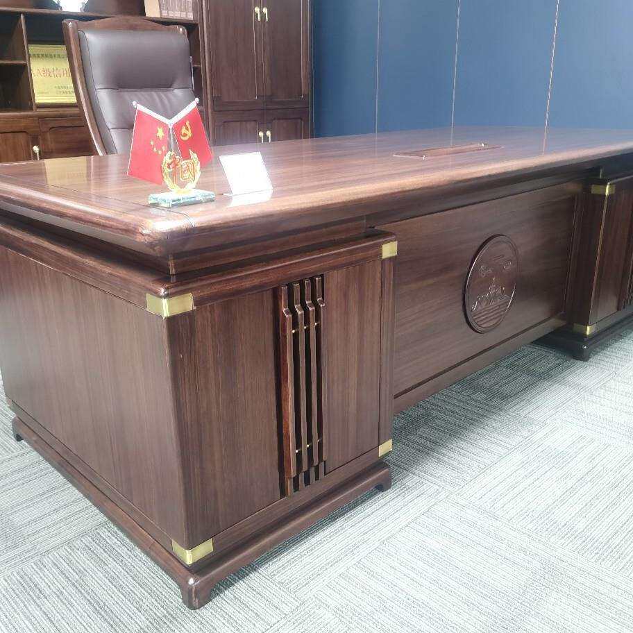 鞍山老总办公桌_优质老总办公桌尺寸、价格- 老总办公椅/采购