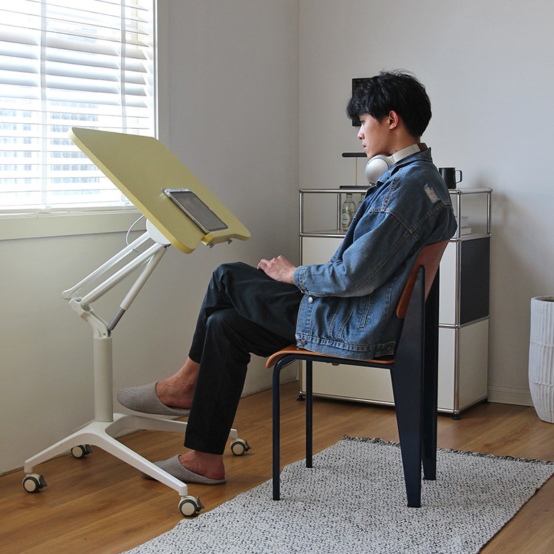 号角屋 莫斯升降桌实木沙发边几学公电脑桌可移动折叠床边桌