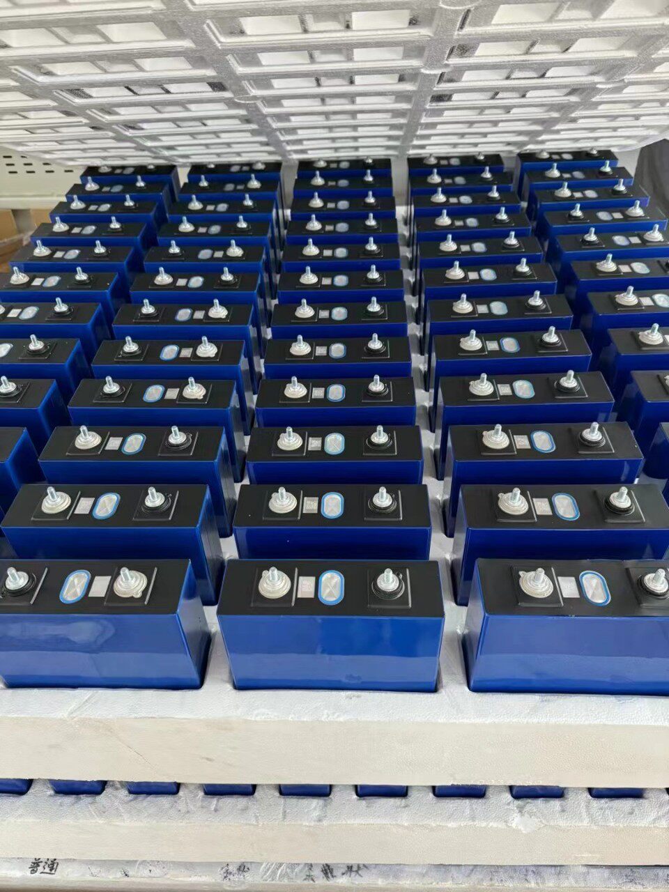 全新力神190AH3.2V磷酸铁锂