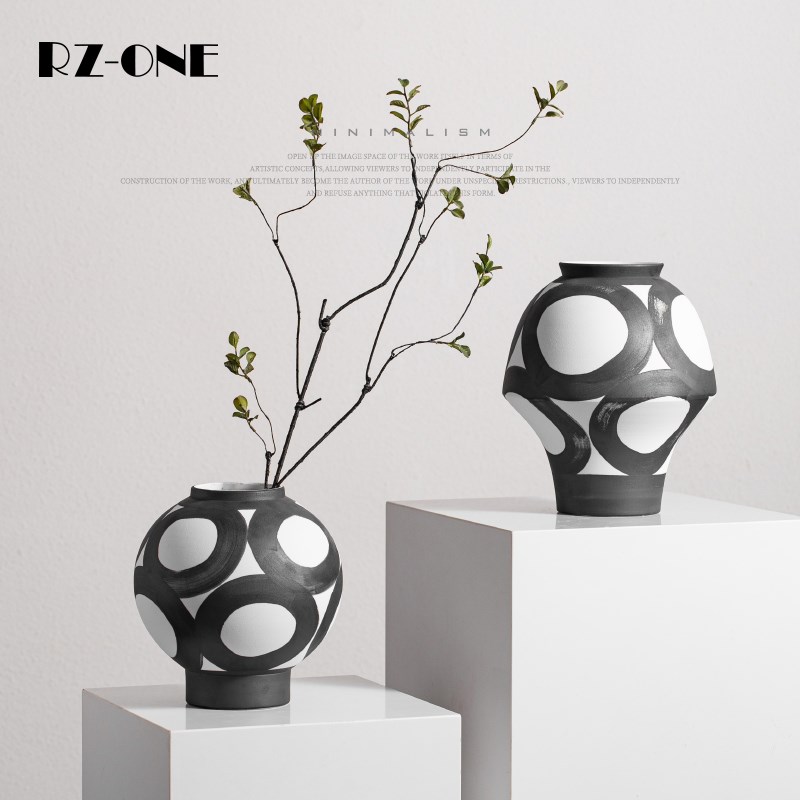 Rzone 侘寂风小陶罐民宿v布景软装饰品插花瓶客厅茶室粗陶桌面摆