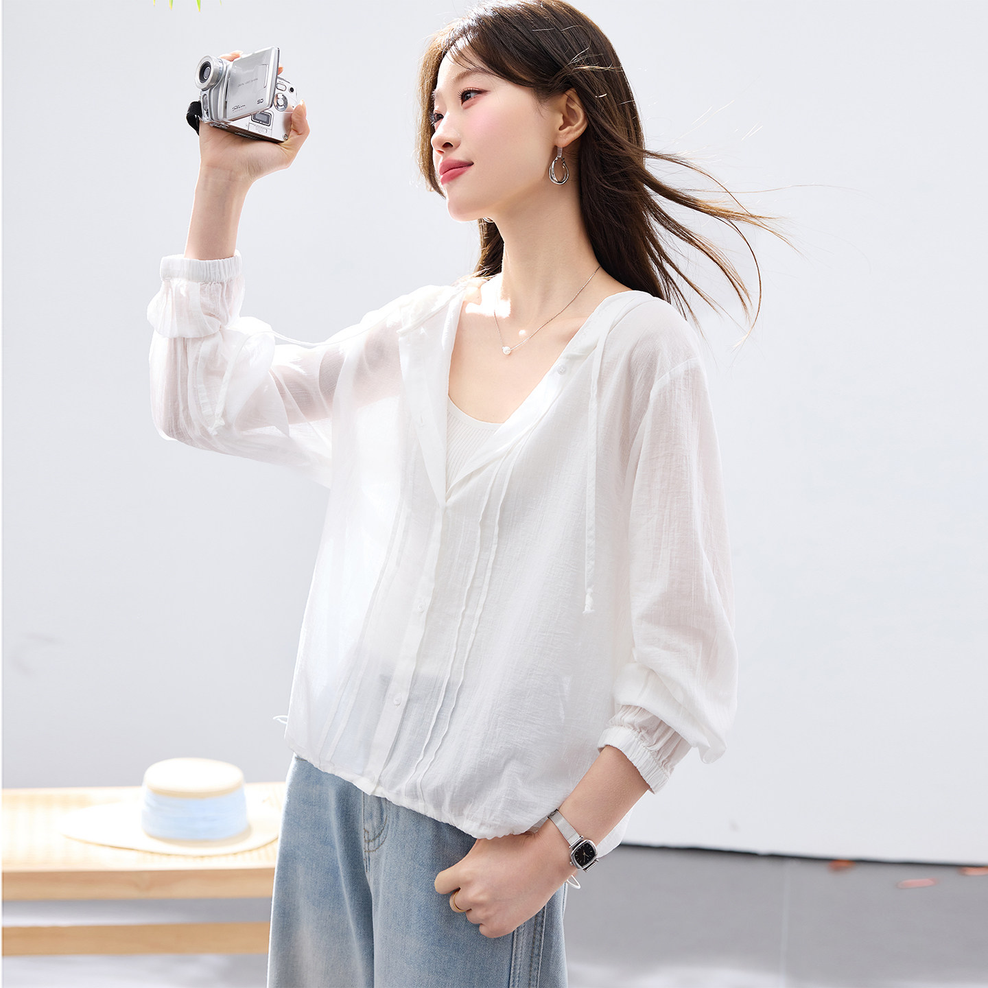 真丝桑蚕丝白色连帽防晒