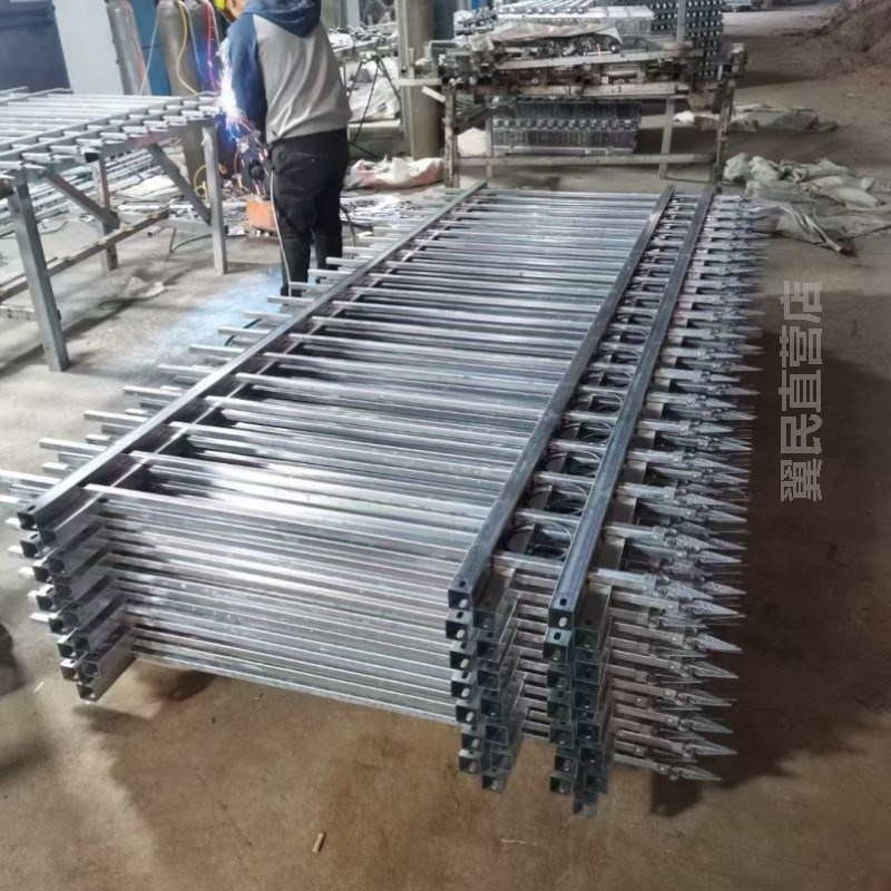 围墙栏杆篱笆围栏加厚锌钢栅栏家B用庭院栅栏农村围栏铁仗子钢围