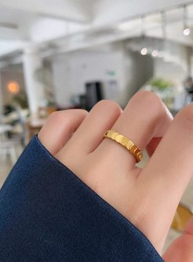 大码戒指女胖MM层叠鱼鳞片波光粼粼胖手粗手大号时尚个性食指指环