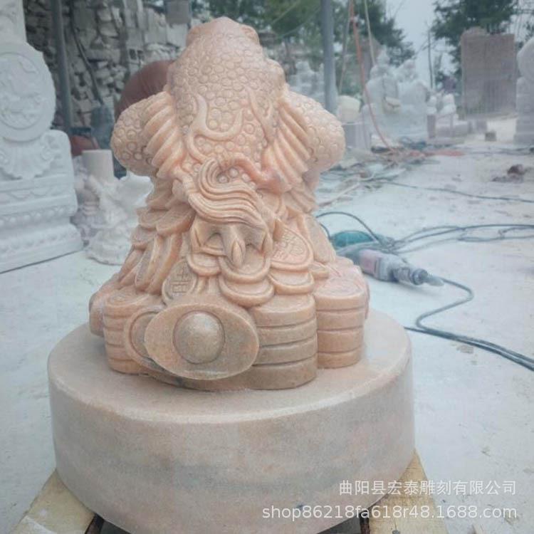 厂家直供 蟾蜍雕刻工艺品摆件 金蟾吸金蛙曲阳石雕