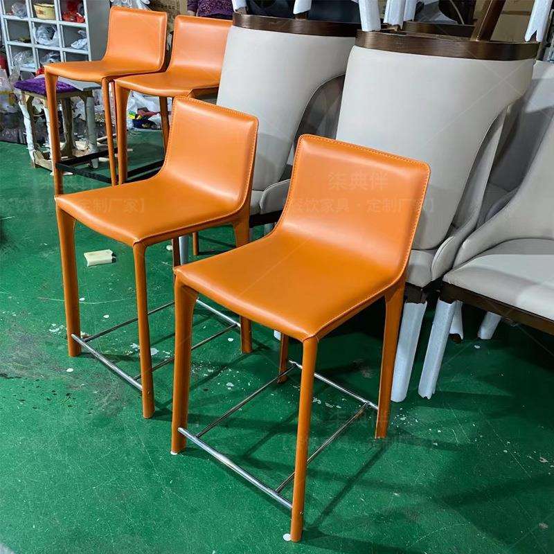 意式马鞍皮吧椅现代简约个性咖啡厅吧凳酒吧酒馆KTV高脚设计师椅