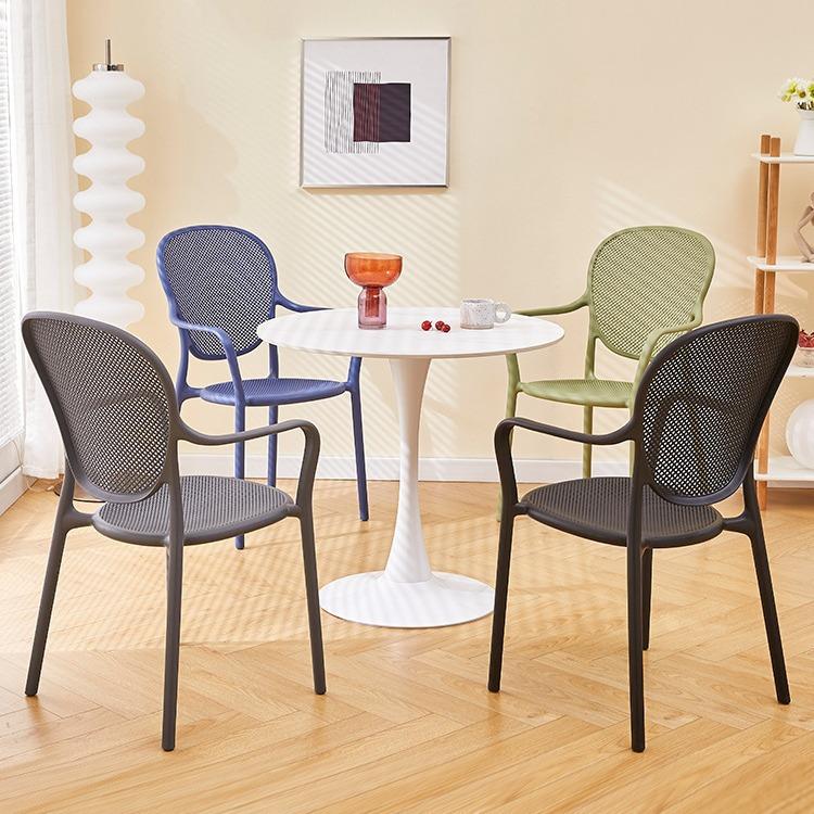 简约塑料椅子带扶手家用靠背凳子可叠放加厚餐桌椅户外