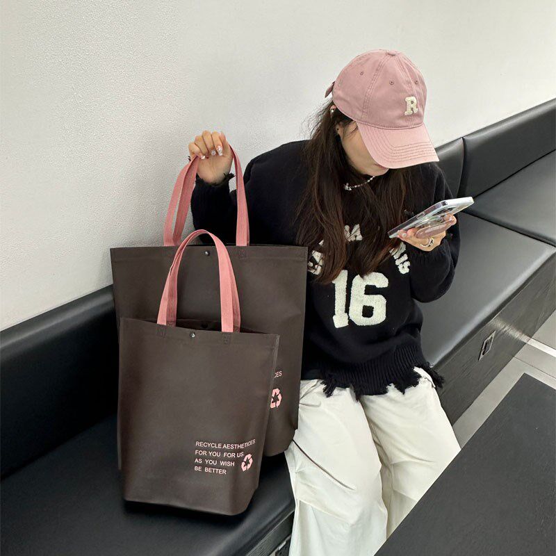 卡其色竖款肩背无纺布手提袋服装店购物袋礼品袋