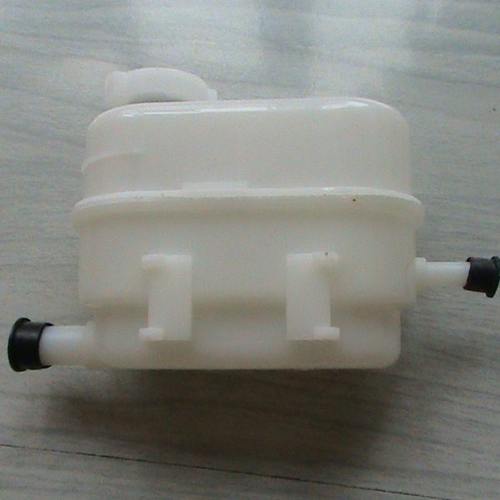 哈飞路宝转向助力油壶 路宝转向助力油杯 路宝助力油杯