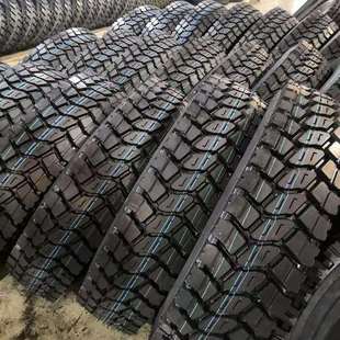 厂家现货载重卡车货车轮胎11.00R2012.00R20载重耐磨卡车轮胎