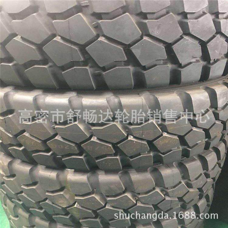 现货供应305/80R20 越野卡车轮胎