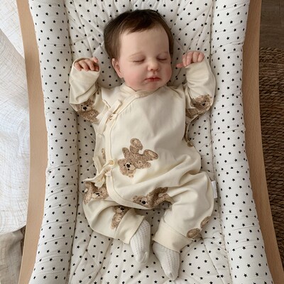 为了许多汉堡包新生婴儿春秋长袖斜襟系带连体衣爬服套装无骨