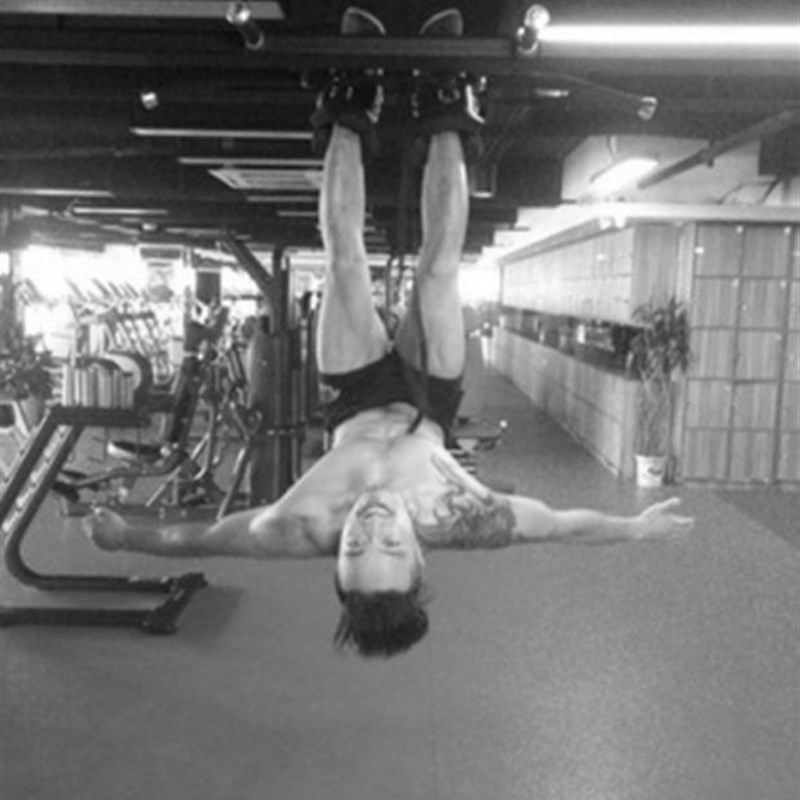 男女倒挂脚靴重力靴护套倒立机倒吊鞋器材钩室内腹肌锻炼健身器械,运动/瑜伽/健身/球迷用品,倒立机,淘宝优惠券,粉丝福利购,淘宝优惠卷