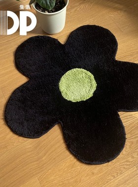 DDP不规则黑色花朵家用床边卧室少女ins地毯浴室吸水地垫机洗毛绒