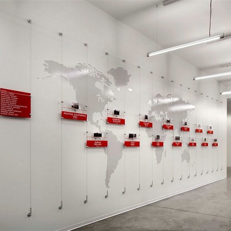 亚克力广告牌展板钢丝吊悬挂墙双层夹画海报框公司宣传板展牌定制