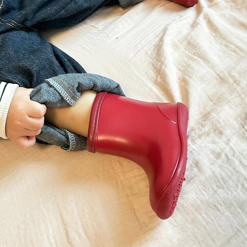 儿童雨鞋女孩男童幼儿园专用上学新型防滑防水小雨靴超轻长筒宝宝