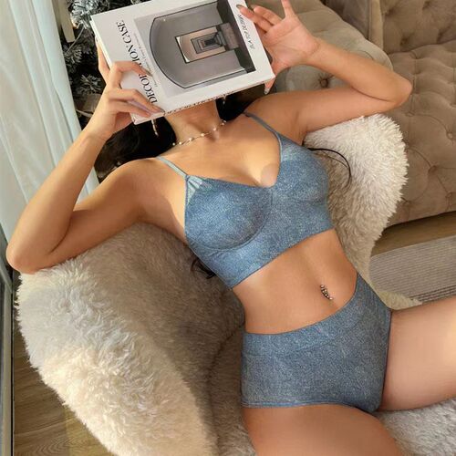 夏季薄款无痕f简约胸罩女小胸聚拢不空杯无钢圈交叉带美背无扣文