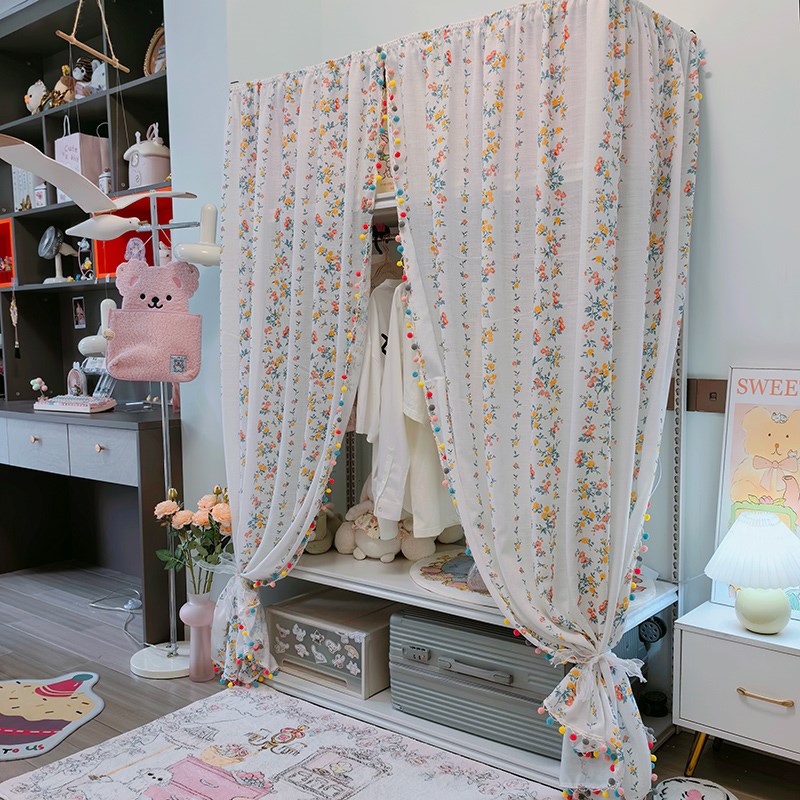 货架帘子遮挡杂物挂衣架钢制衣橱拉帘碎花小彩球花边半遮光窗帘