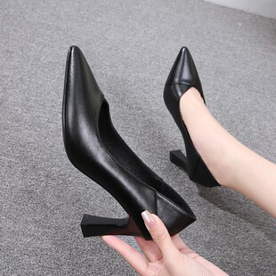 单鞋 空乘尖头高d跟鞋 黑色皮鞋 百搭职业工作鞋 粗跟 女2021春秋新款