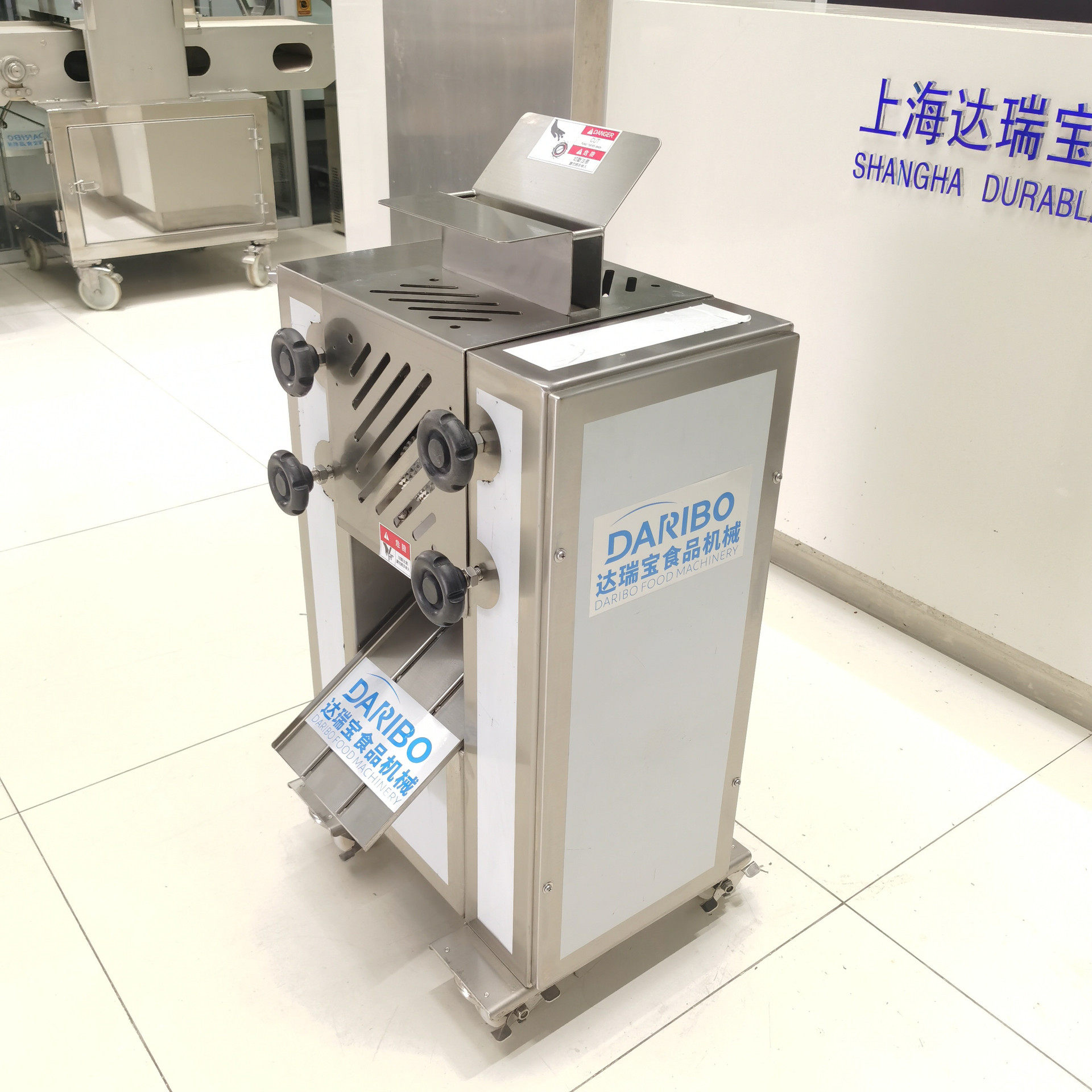 H商用不锈钢肉片嫩化机加大肉片嫩化口感猪排牛排松肉断筋设备