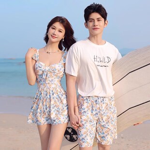 情侣泳衣女2024新款情侣款套装海滩沙滩游泳衣泳裤男蜜月温泉泳装