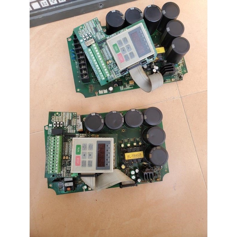 议价直拍不发:富菱3.7kw变频器主板面板议价