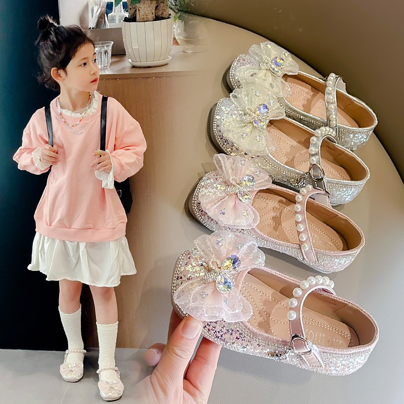 女儿童浅口小皮鞋2024年春秋新款儿童满钻水晶公主鞋珍珠演出单鞋