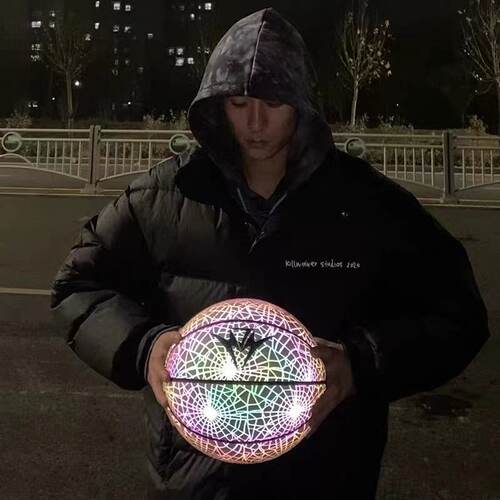 足够专注的慧杰夜明蛛反光荧光篮球PUI七号耐磨防滑花式网红夜光